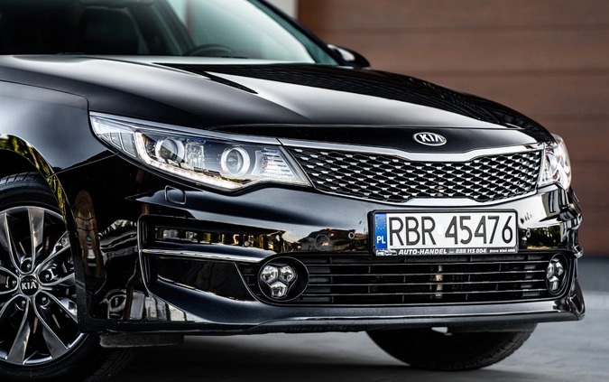Kia Optima cena 58900 przebieg: 199600, rok produkcji 2016 z Brzozów małe 742